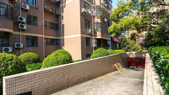 仁宝公寓外景图