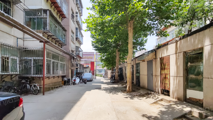 山大北路27-1号外景图