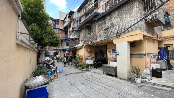 宝山南路31号外景图