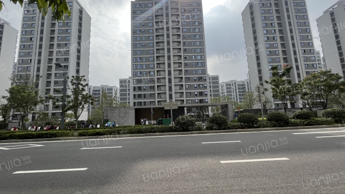 万科·颐和玲珑花园外景图