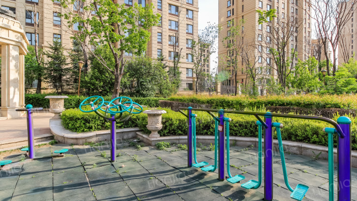 保利拉菲公馆A区外景图