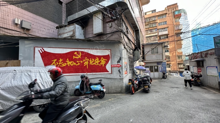 大起公寓外景图