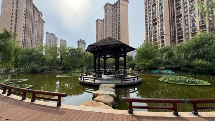 星河湾一期1号园外景图