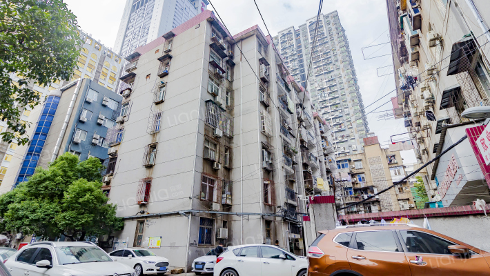 武珞路488号外景图