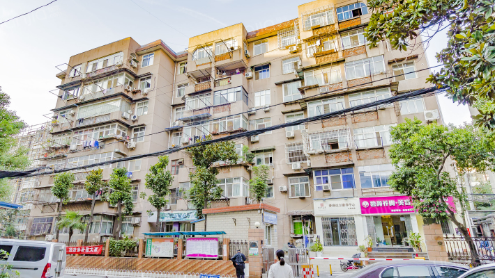 湖北省统计局宿舍外景图