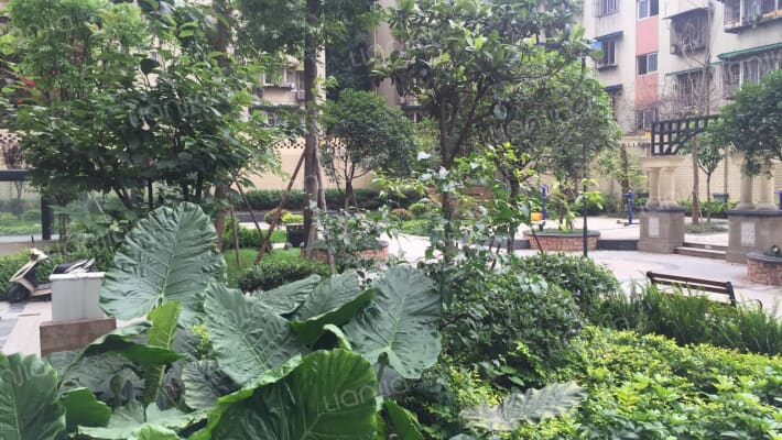 小南街公寓外景图