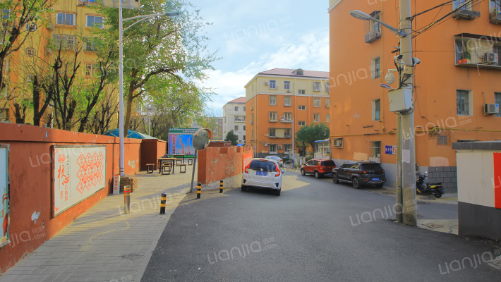 桥东街小区外景图