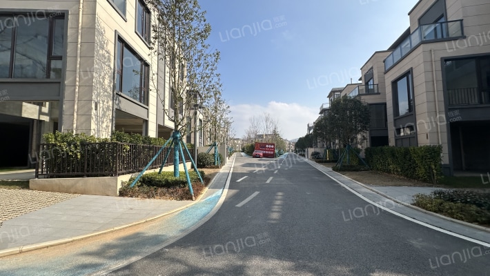 新城龙樾府外景图