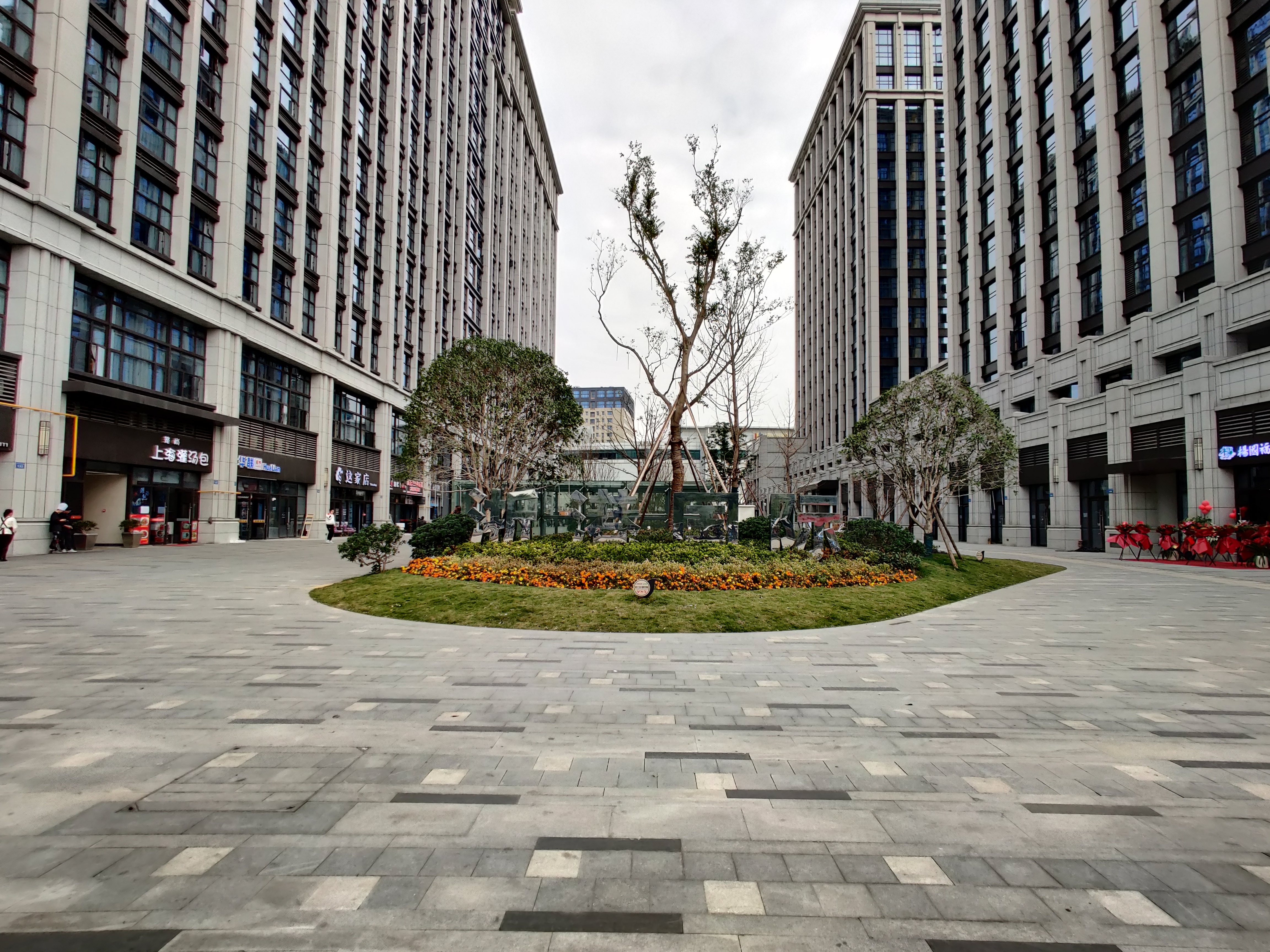 Zhegang International compound photo 3
