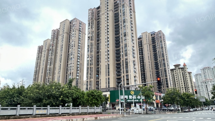 建坂新苑外景图