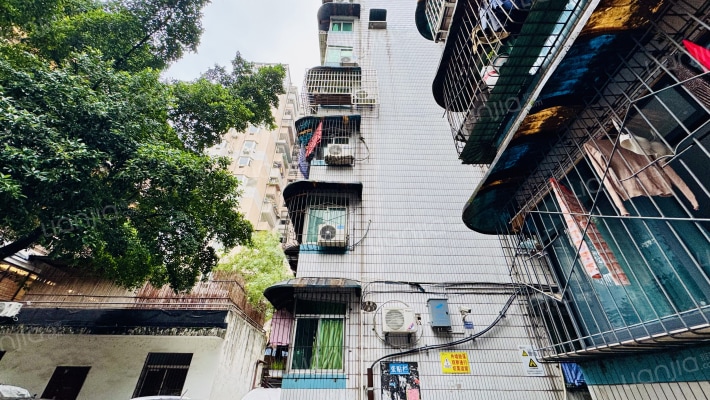 石油小区外景图