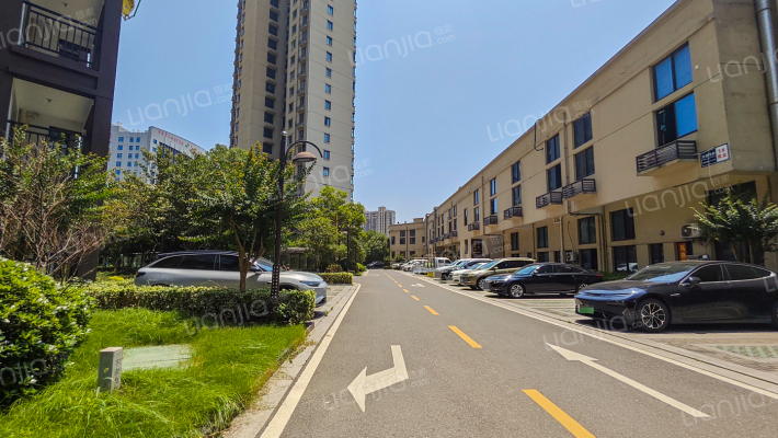 东骏悦府外景图