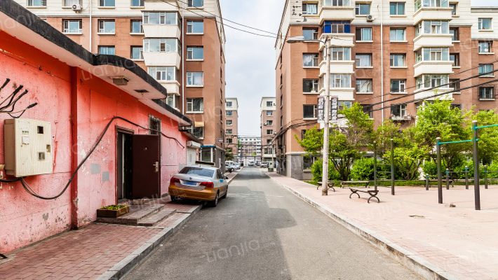 职工新村小区外景图