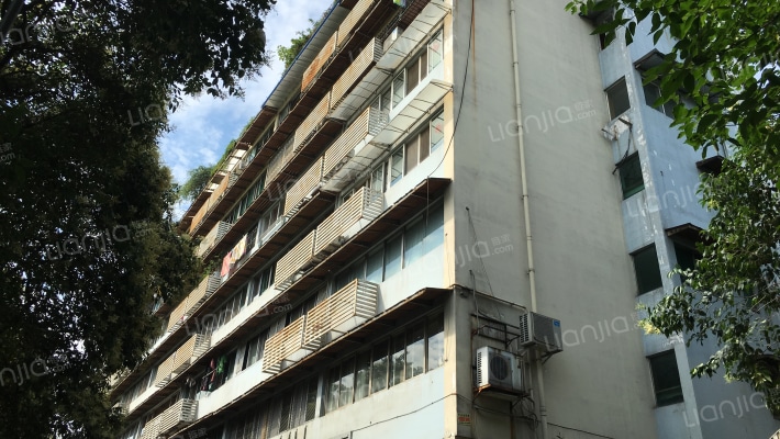 南河公寓外景图