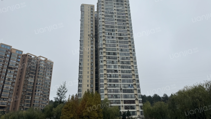 小石城·北湖外景图