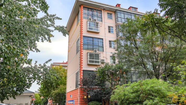 第六大街76号外景图