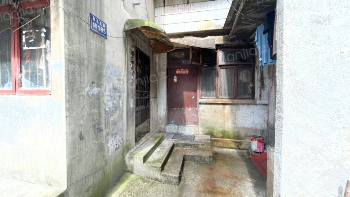 贵乌北路185号外景图