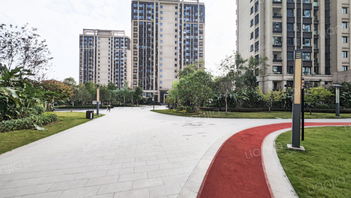 金科金辉博翠山鉴博A外景图