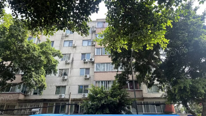 百丽大厦外景图