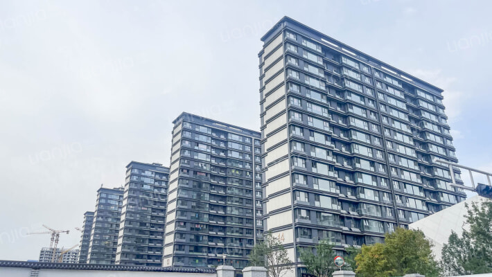 中电建国誉府外景图