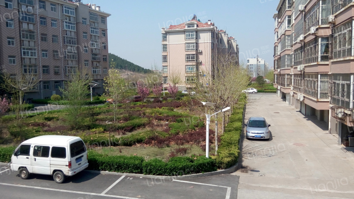 汇富苑小区外景图