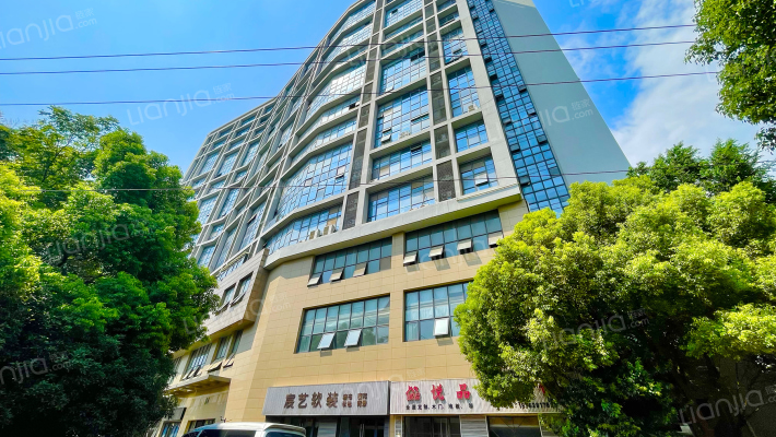 锡沪家艺中心外景图