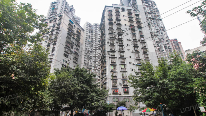 尚新小区外景图