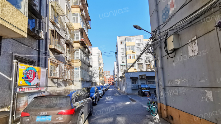 青塔东里10号院外景图