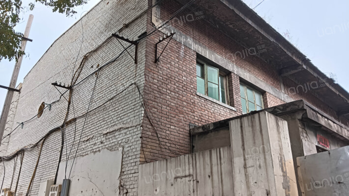 食品厂家属院外景图