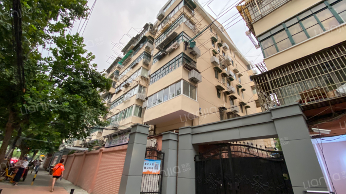 番禺路222弄外景图