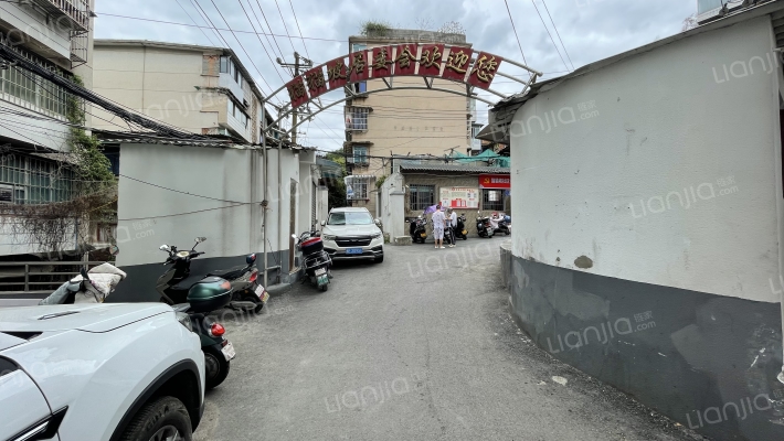 猫猫坡社区外景图