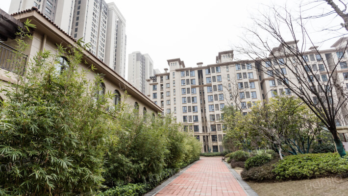 保利清能西海岸北区外景图