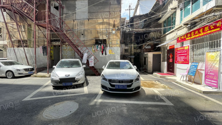 延安中路101号外景图