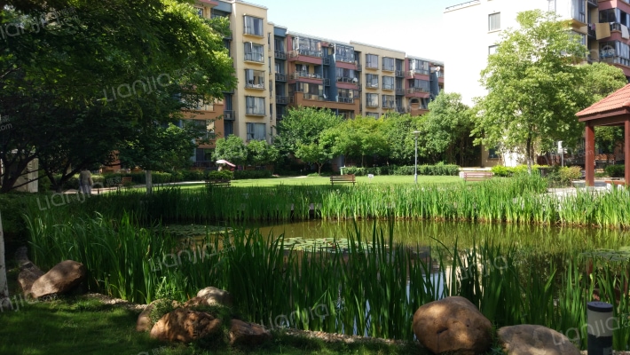 万科假日风景99弄外景图