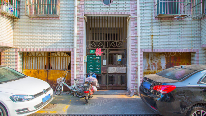 云川公寓外景图