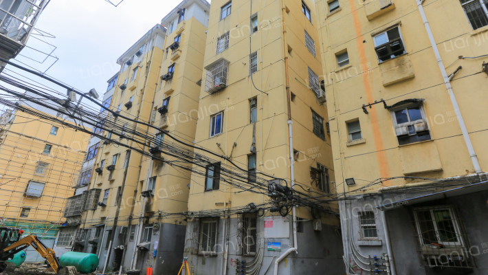 北京东路玻璃厂宿舍外景图