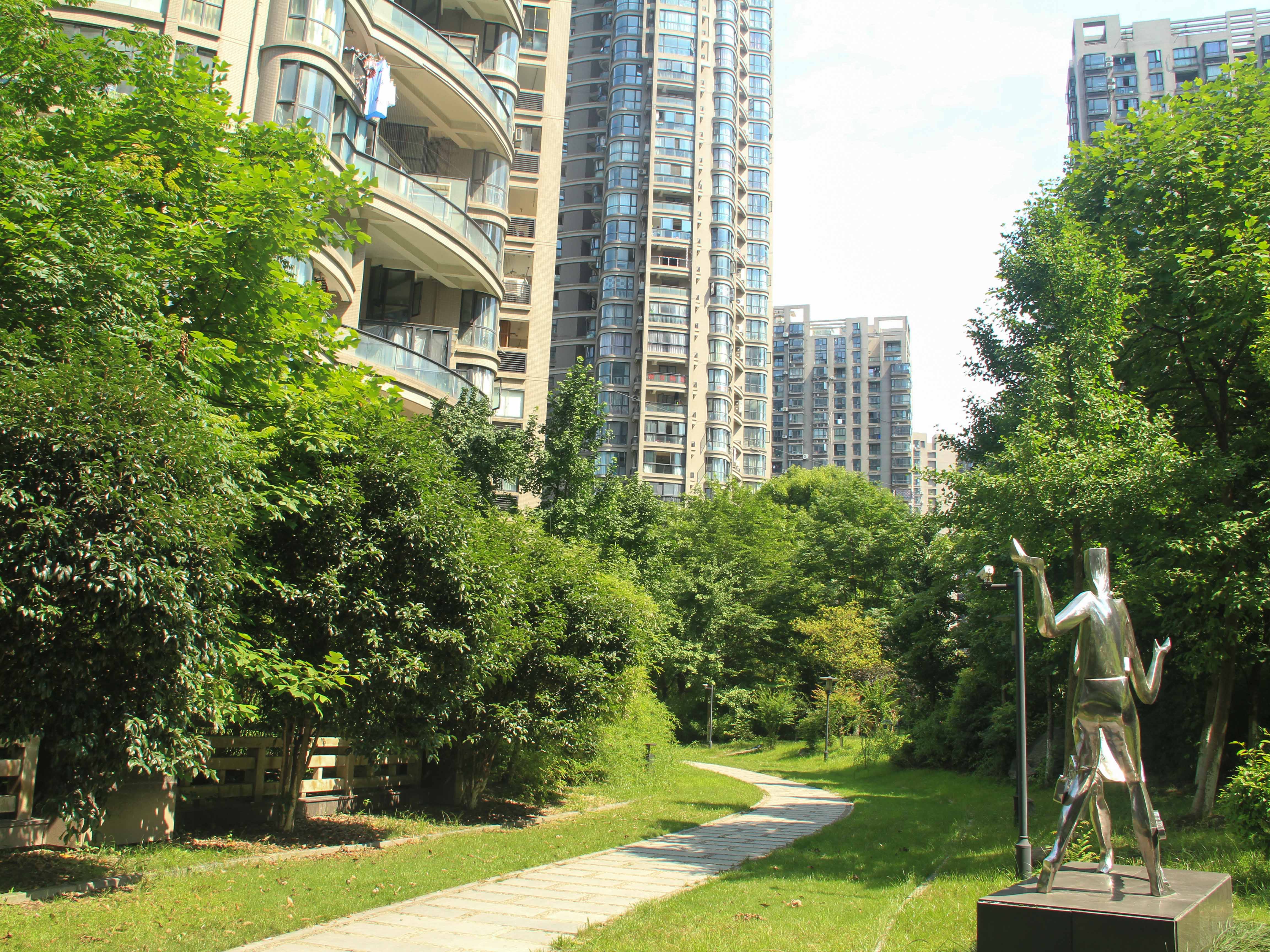 Water Mark City compound photo 26