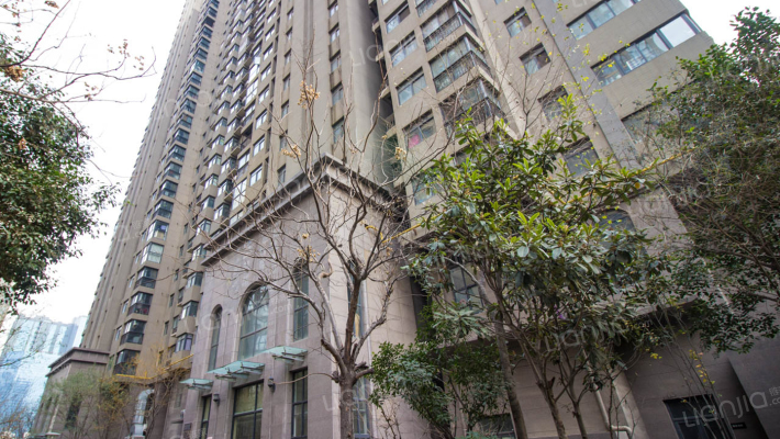 康桥溪山御府二号院外景图