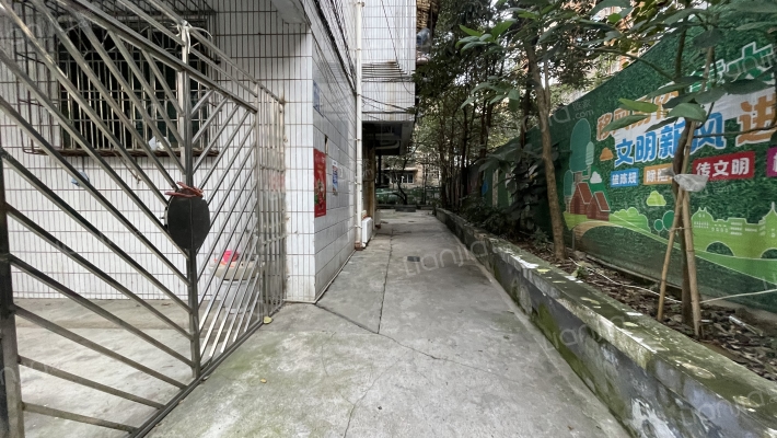 兴关路44号外景图