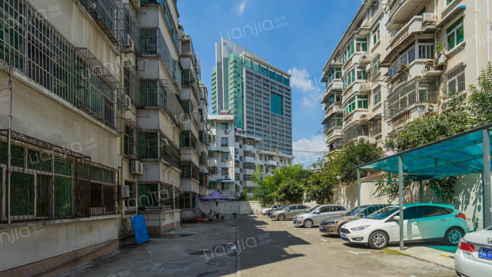 东兴小区外景图