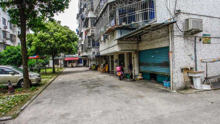 长生公寓外景图