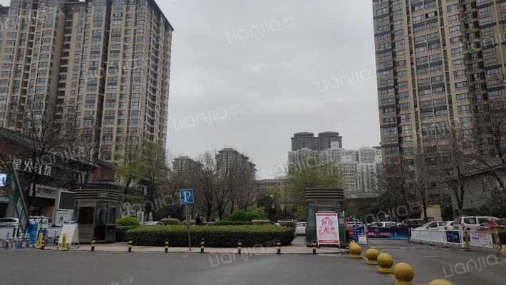 天朗大兴郡外景图