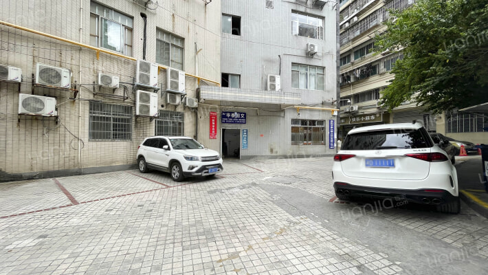 凯尼大厦外景图