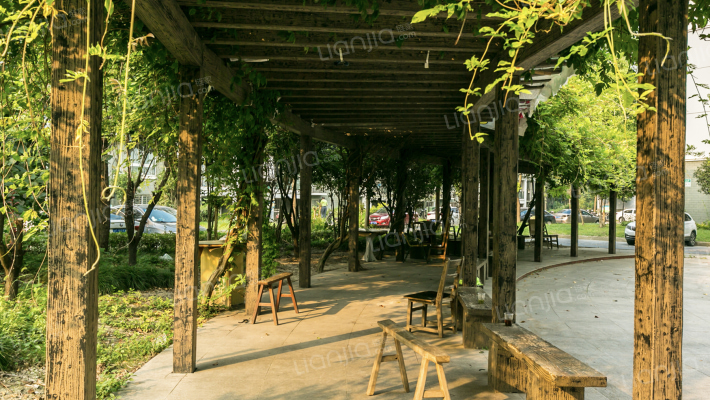 山康花苑外景图