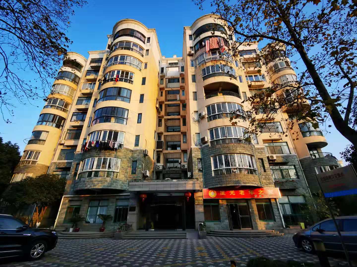 Jing Yue Bay compound photo 6
