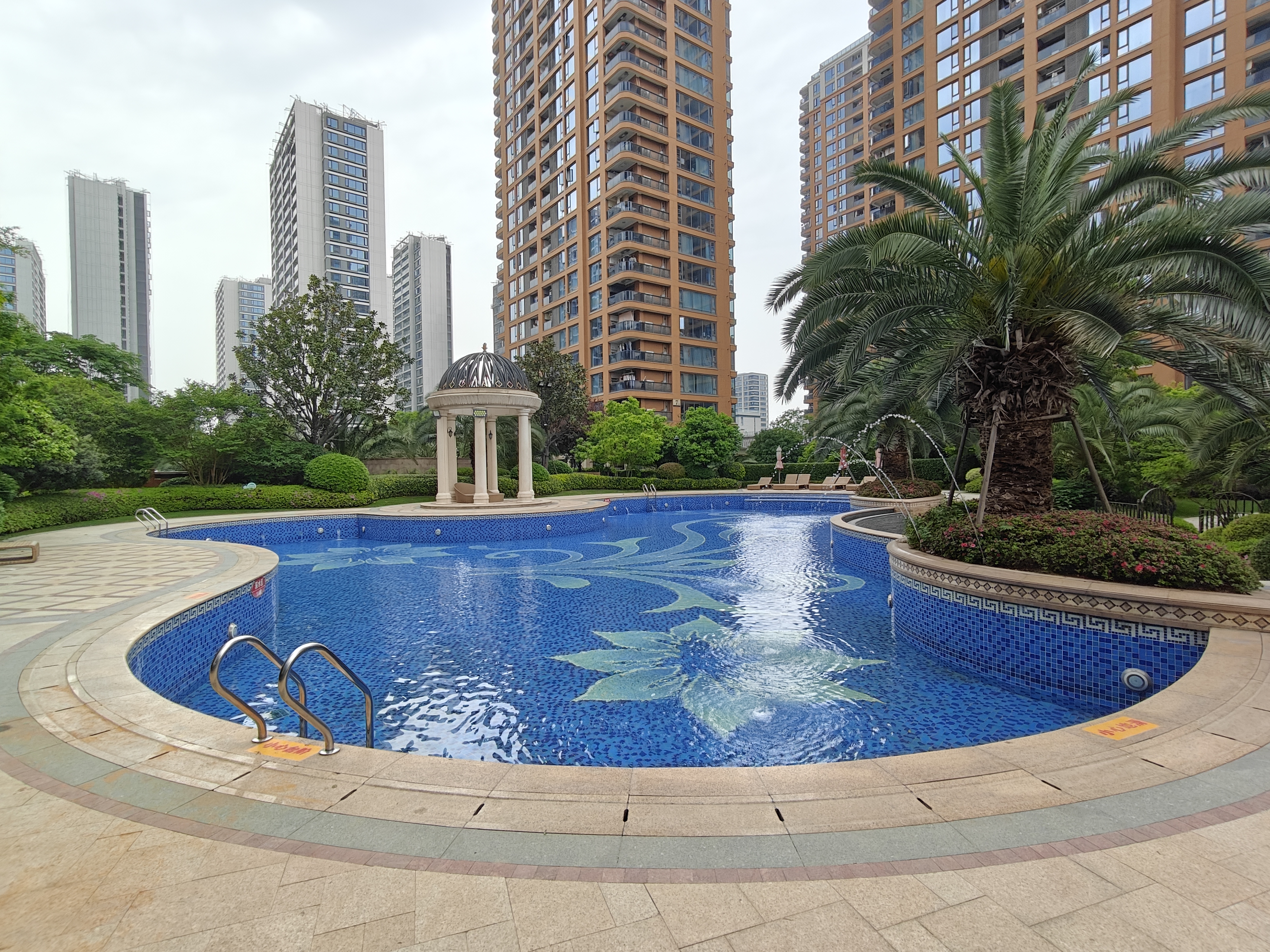 江南名府小区实景 4