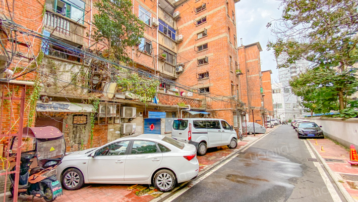 芜湖路235号外景图