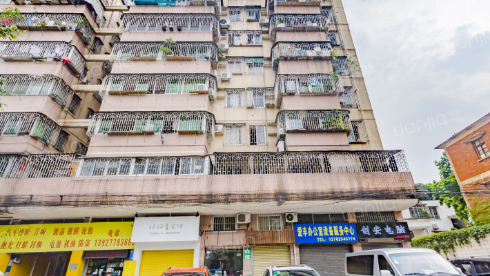 三友岗综合楼外景图