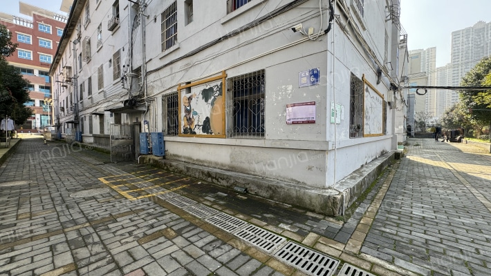 红宝石街6号外景图