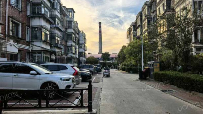 春晖北里外景图